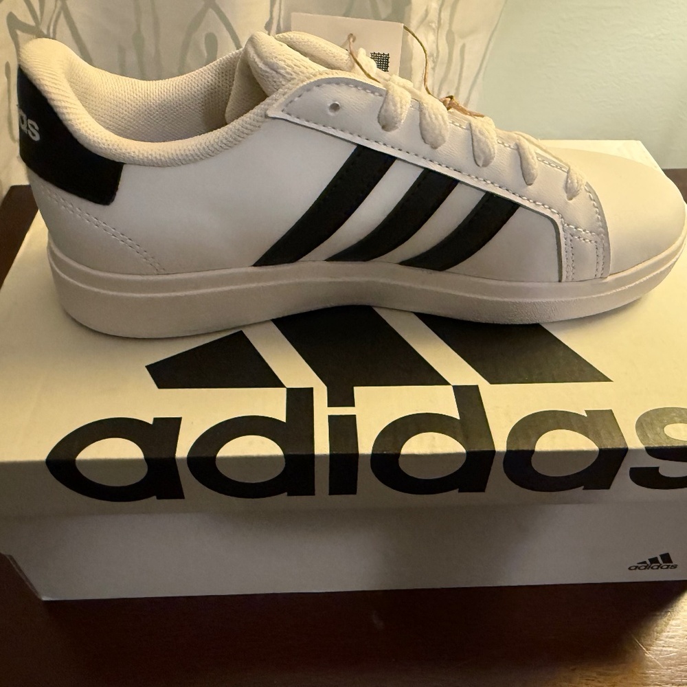Adidas Grand Court Sneakers- NEW